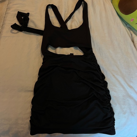 Black Windsor dress - Picture 2 of 4